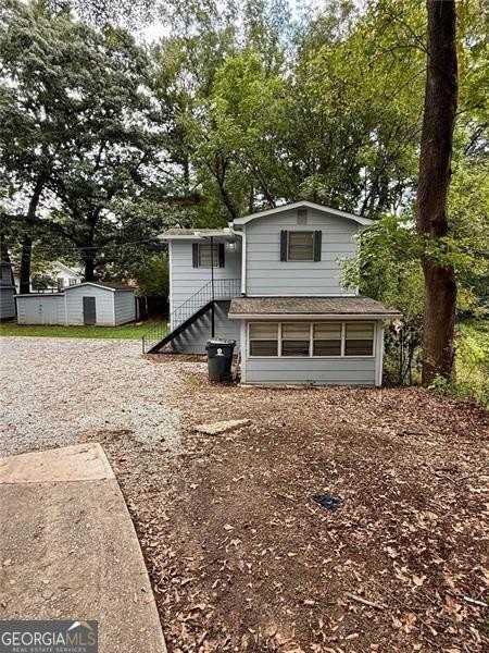 108 Lambert Street #4