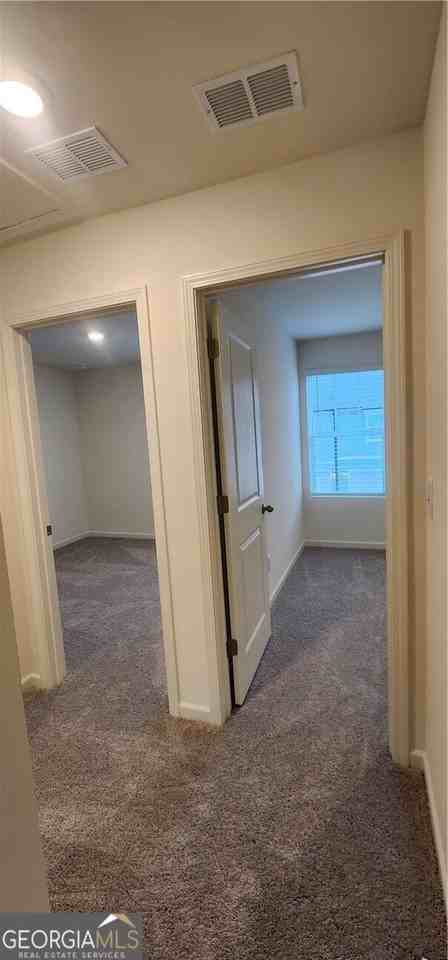 303 Hynes Drive - Photo 7 of 29