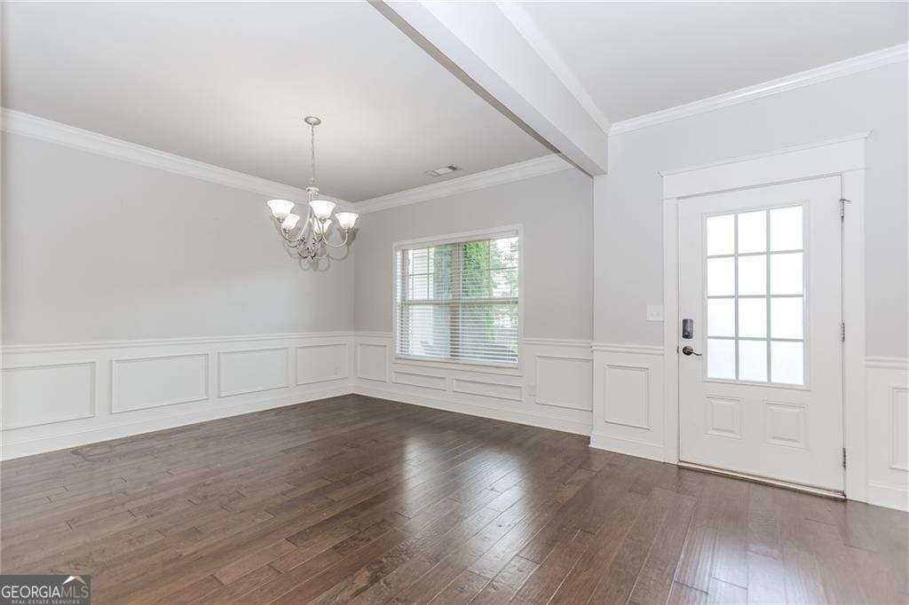 5940 Park Bend Ave - Photo 7 of 21