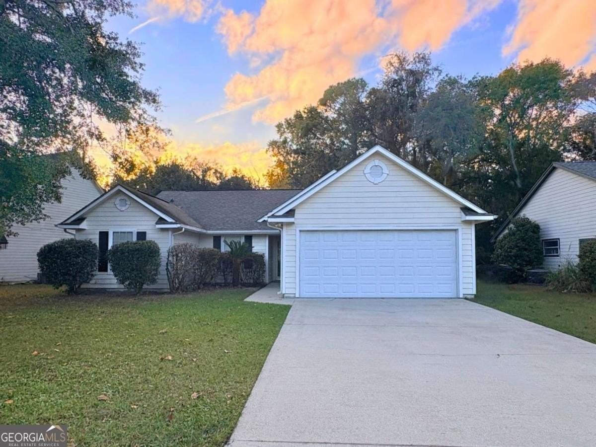 601 Mcintosh Dr - Photo 4 of 50