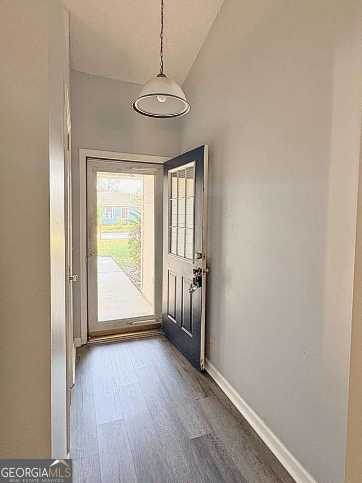 601 Mcintosh Dr - Photo 6 of 50