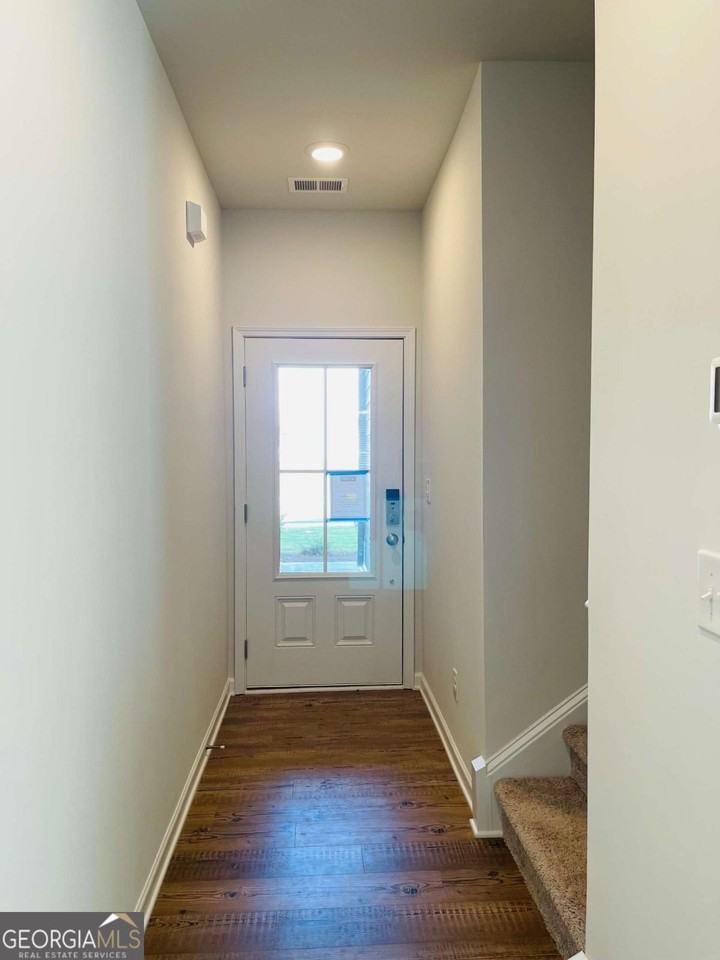 160 Founders Dr - Photo 3 of 25