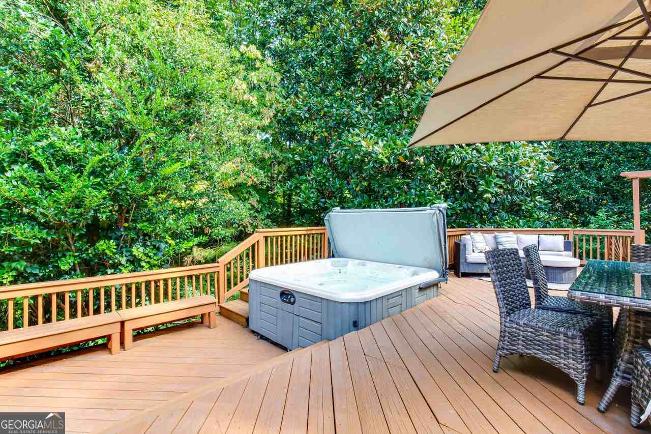 485 Riverside Parkway - Photo 5 of 50