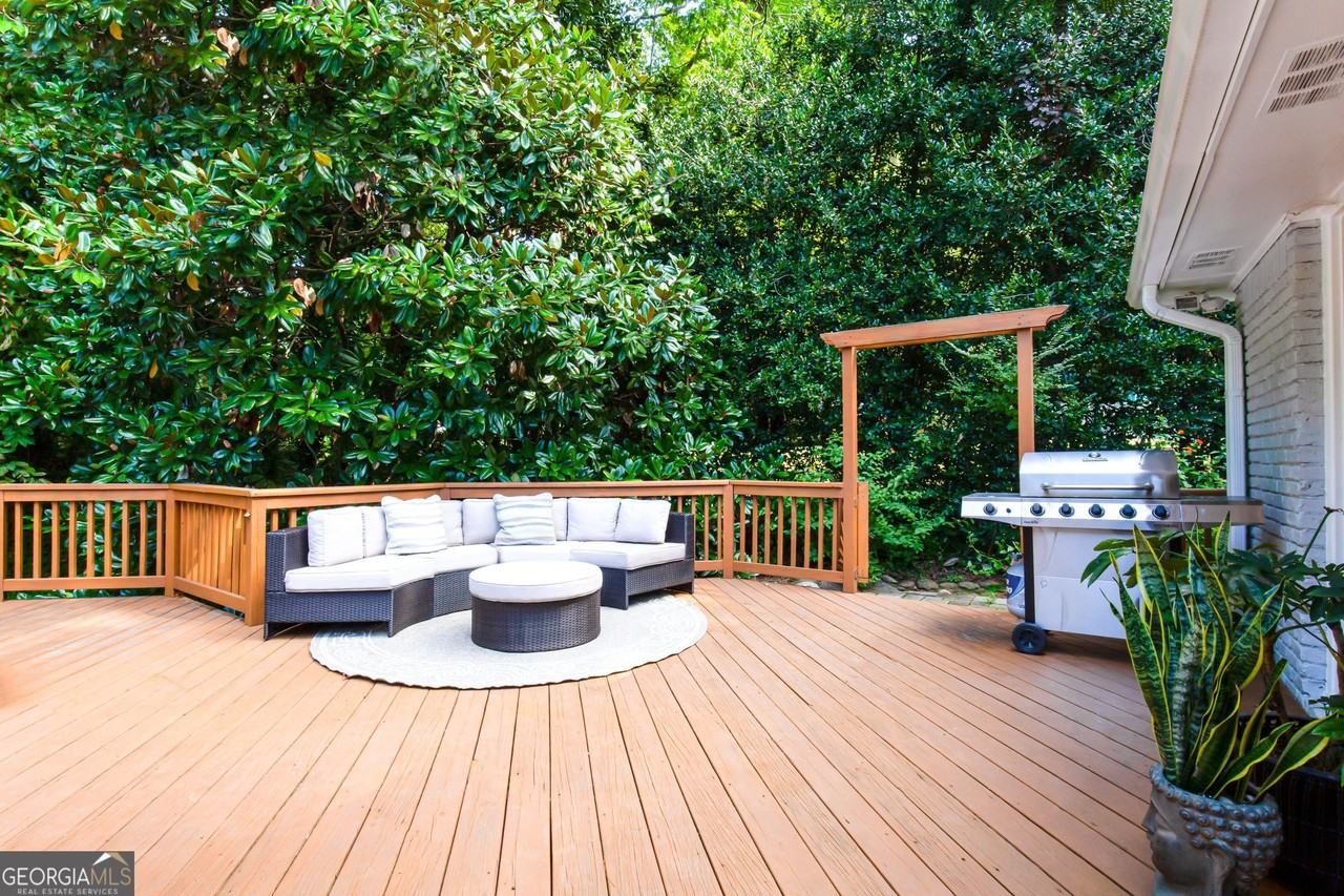 485 Riverside Parkway - Photo 7 of 50