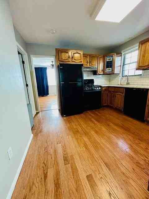 34 W 41st St #2 - Photo 3 of 25