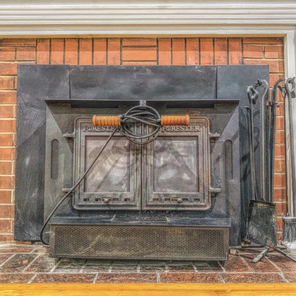 480 S May St - Photo 6 of 12