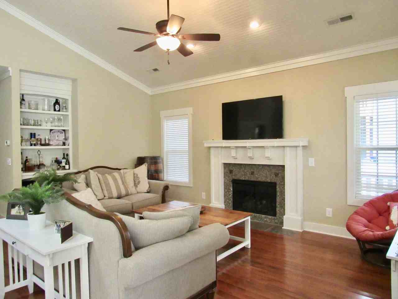 265 E Maine Ave - Photo 7 of 25