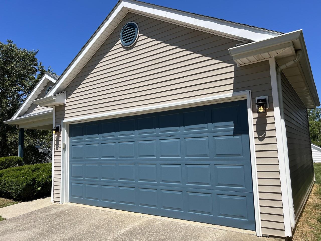 3573 Forest Spring Ct - Photo 2 of 16