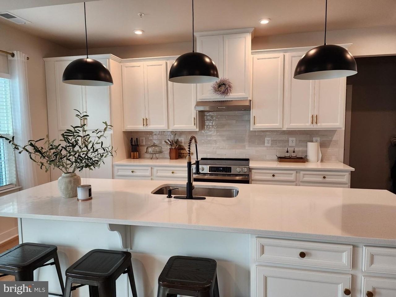 710 Pathfinder Cir - Photo 6 of 23