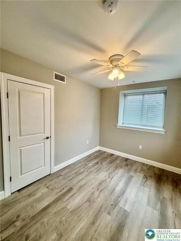 216 Penn St Apt 3 #3 - Photo 5 of 10