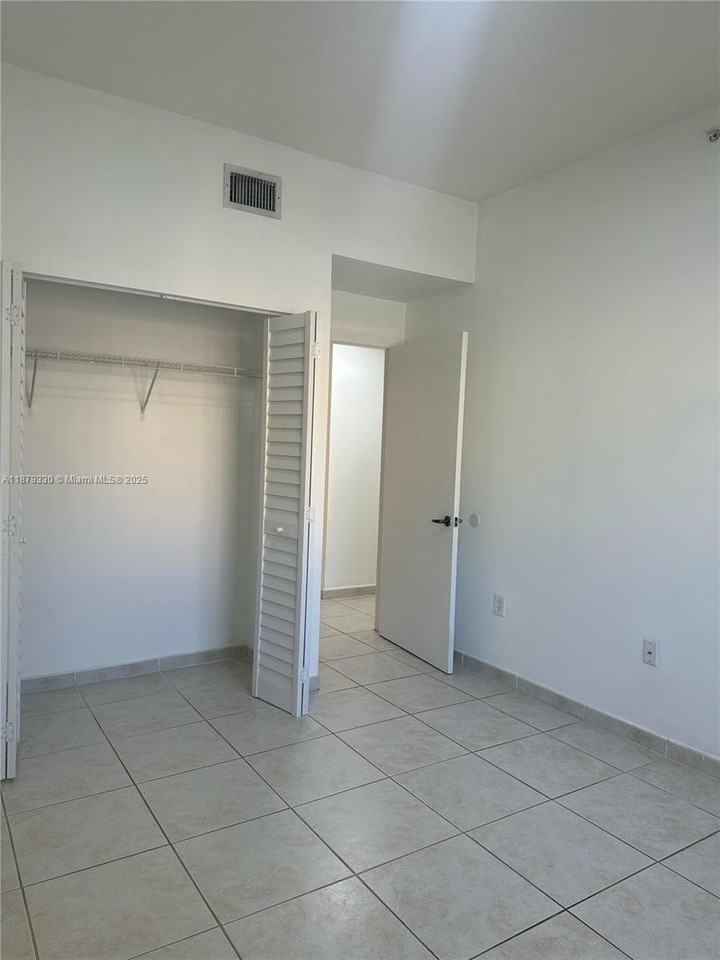 7210 Nw 114th Ave #10715 - Photo 6 of 27