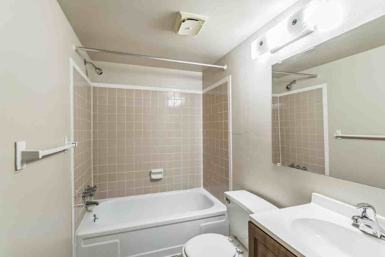 275 Glen Riddle Road - Photo 2 of 25