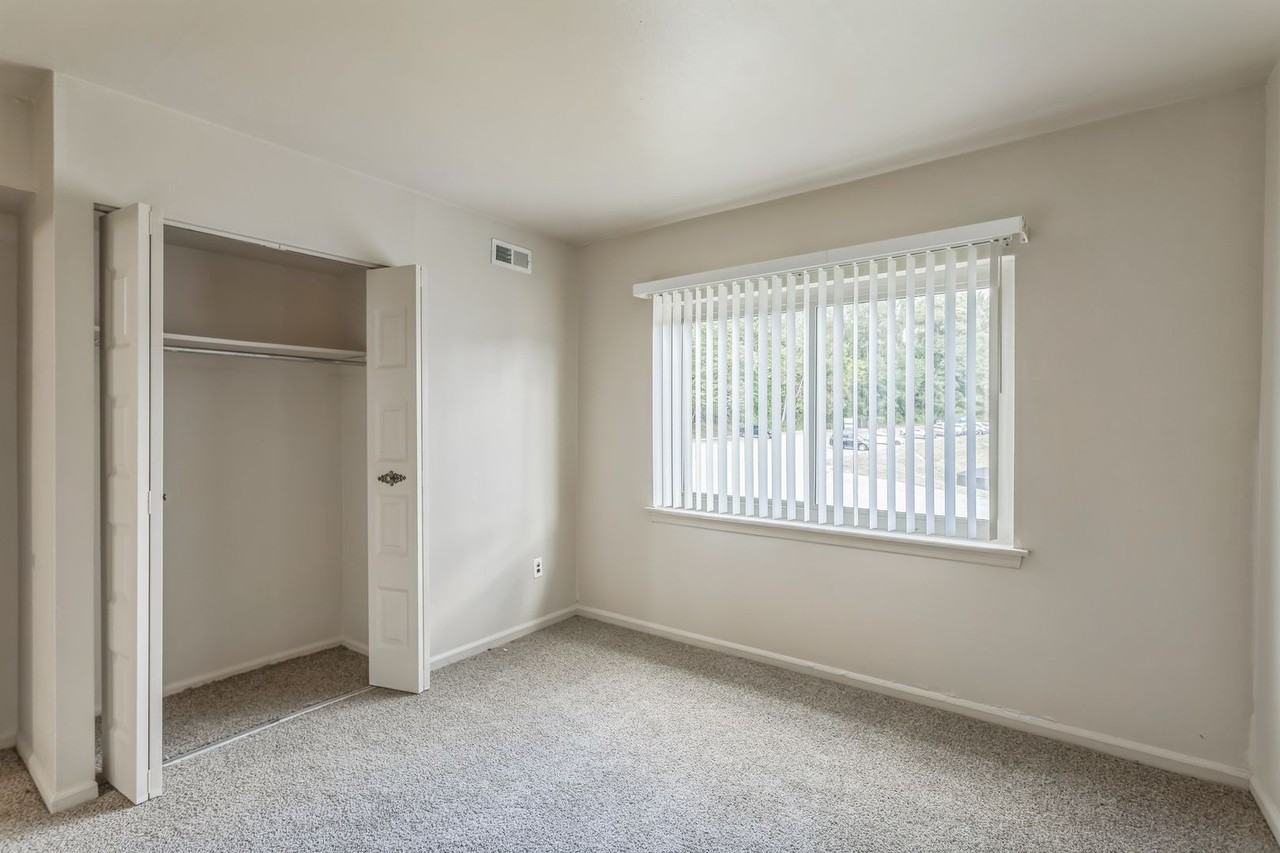 275 Glen Riddle Road - Photo 7 of 25