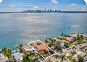 1500 South Treasure Drive #00 - Photo 1 of 1