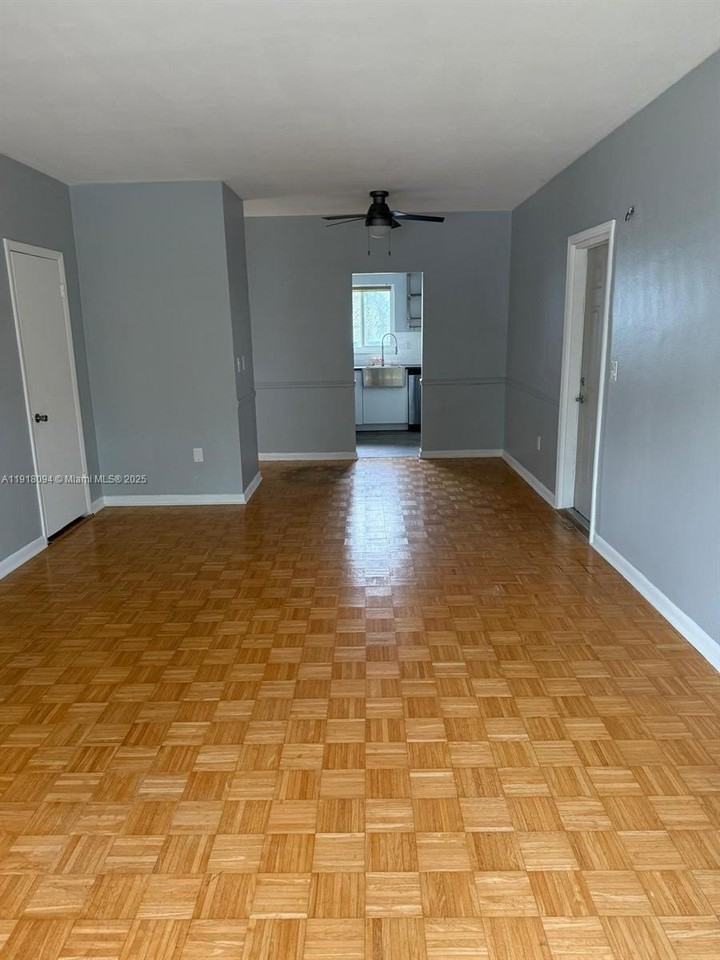 9281 West Bay Harbor Drive #10 - Photo 3 of 8