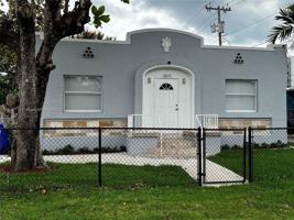 featured image of 2971 Southwest 38th Avenue #FD1