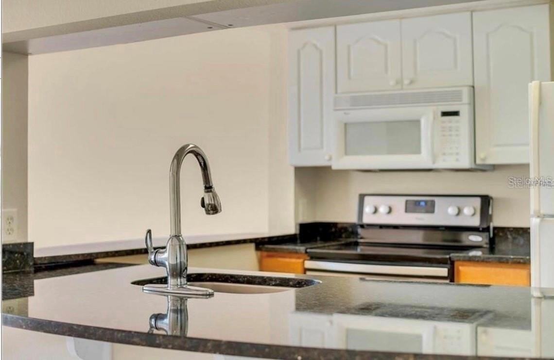 227 Orchid Dr #A - Photo 4 of 27