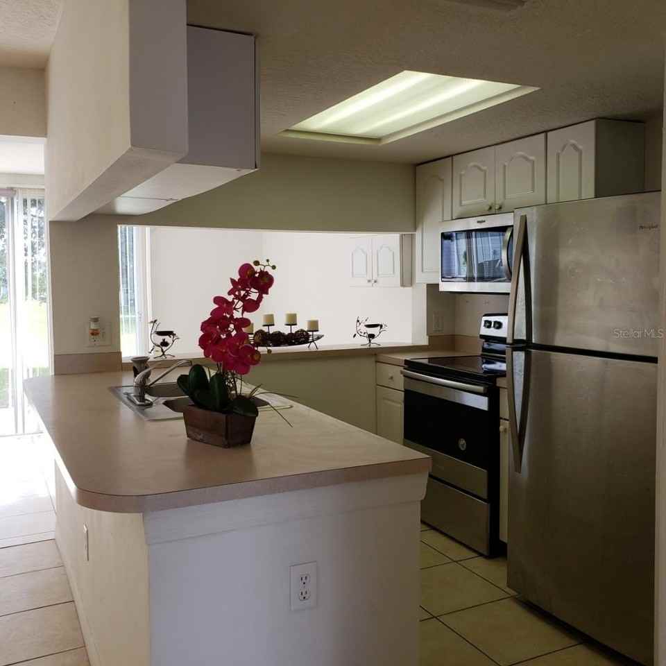 720 Caribbean Dr - Photo 3 of 38