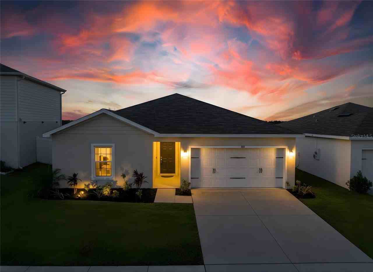 1371 Madison Cir - Photo 2 of 28