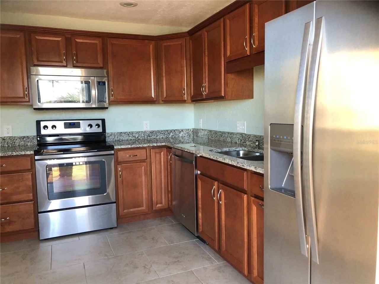 37 144th Avenue #4 - Photo 5 of 13