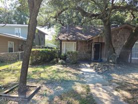 171 St Charles Avenue - Photo 1 of 1