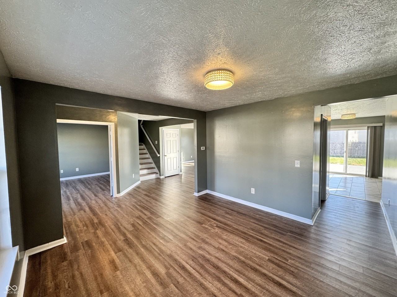 3658 Pickwick Cir - Photo 3 of 33