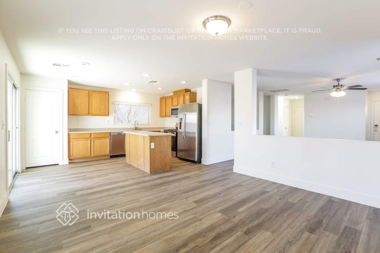 7408 Easingwold Dr - Photo 5 of 18