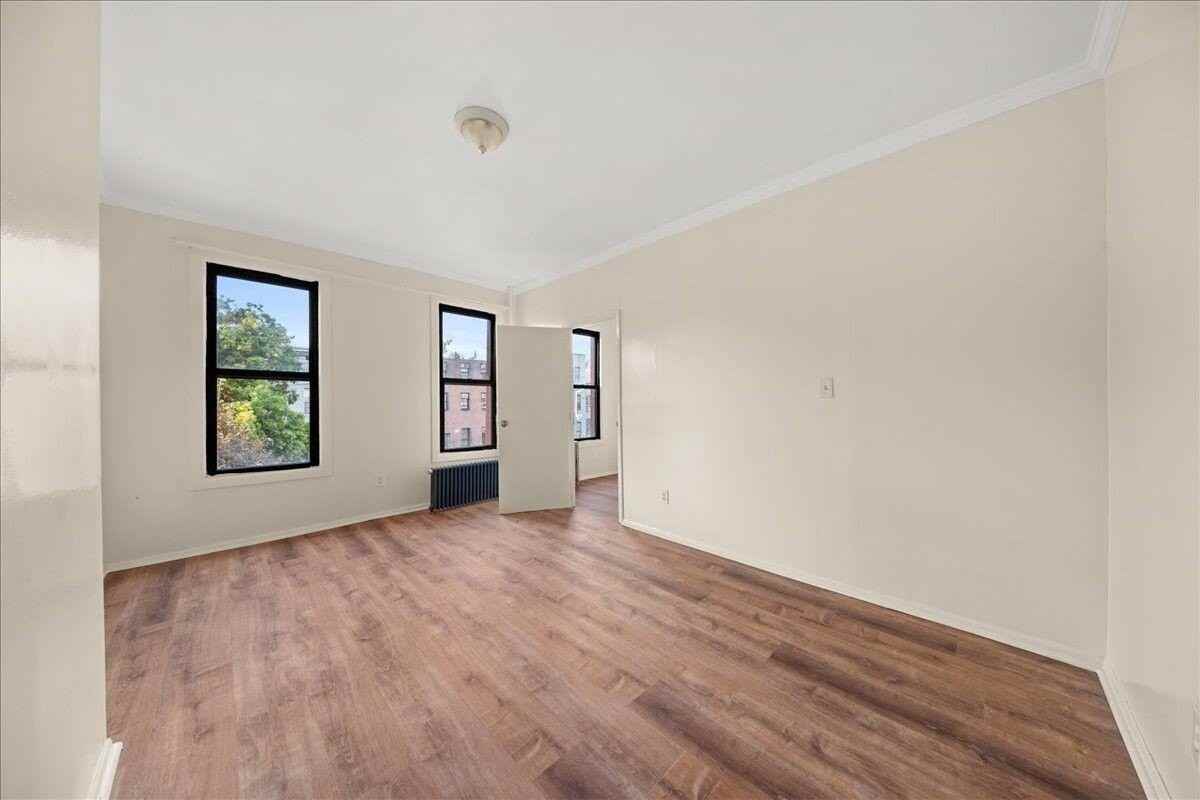 48 Pulaski Street #2 - Photo 5 of 8