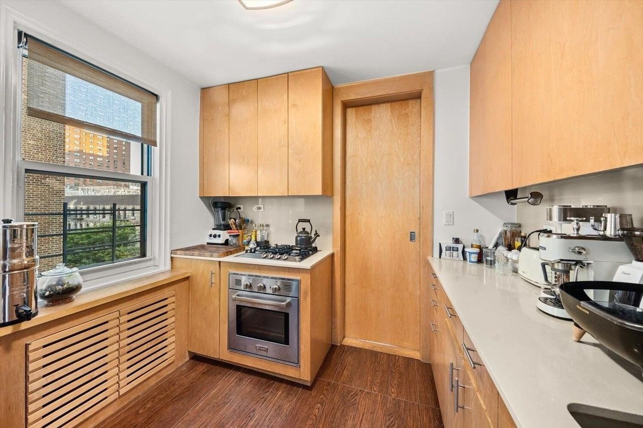 1270 5th Avenue #7M - Photo 6 of 14