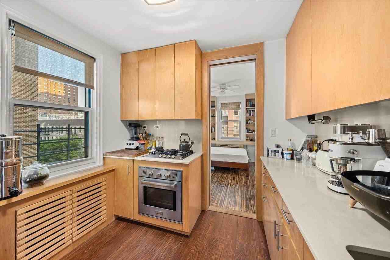 1270 5th Avenue #7M - Photo 7 of 14