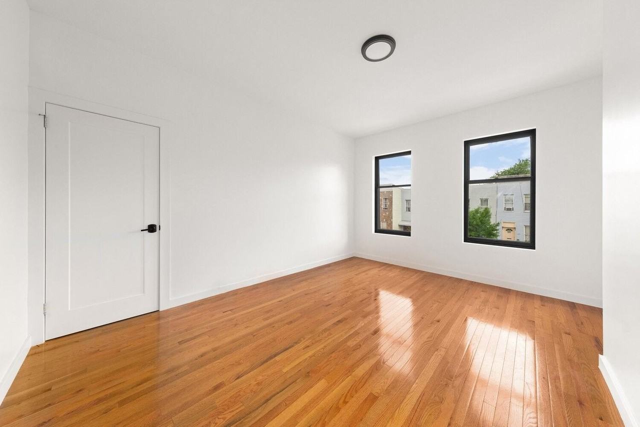 64 De Sales Pl Apt 2 #2 - Photo 2 of 8