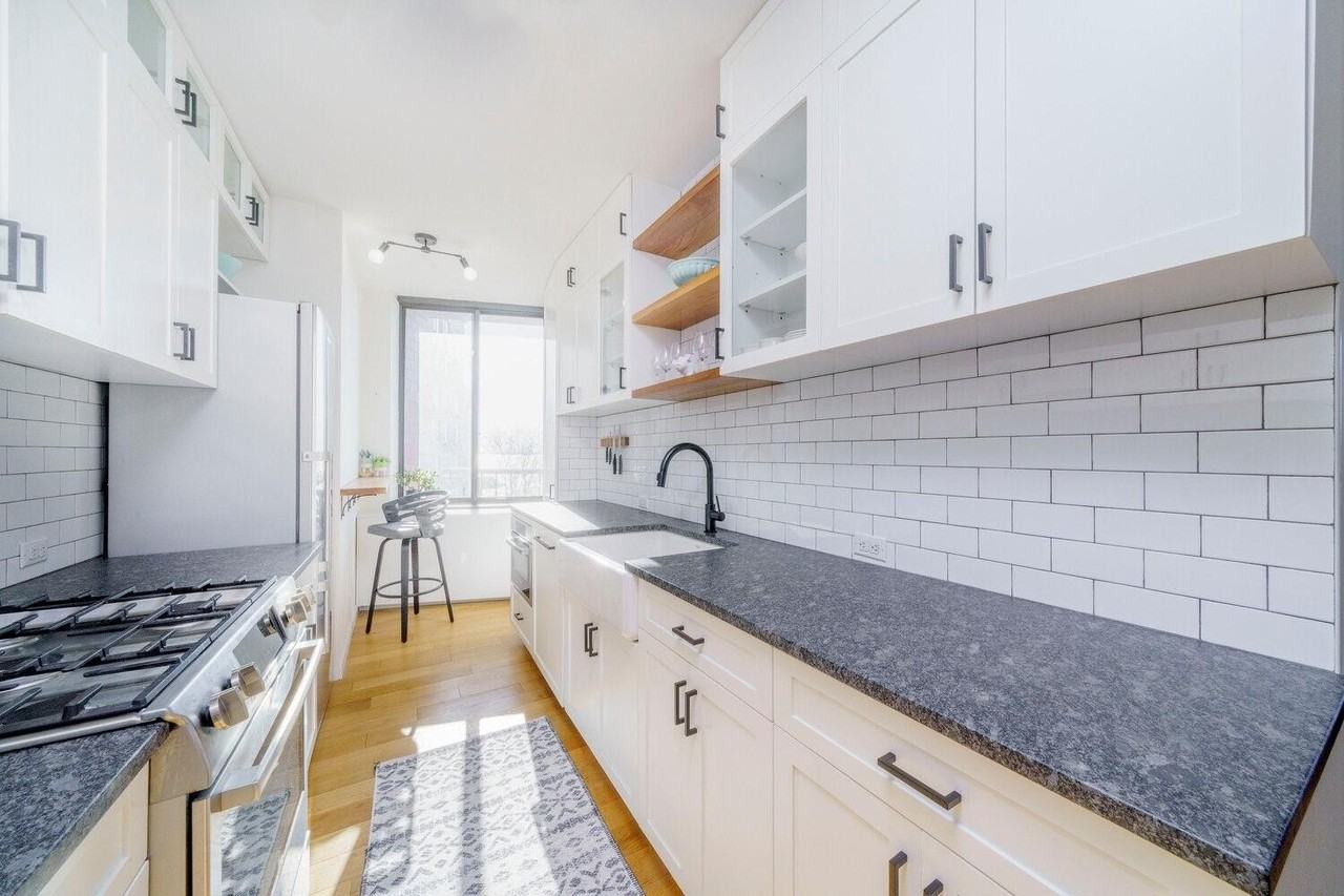 380 Rector Place #5M - Photo 3 of 9