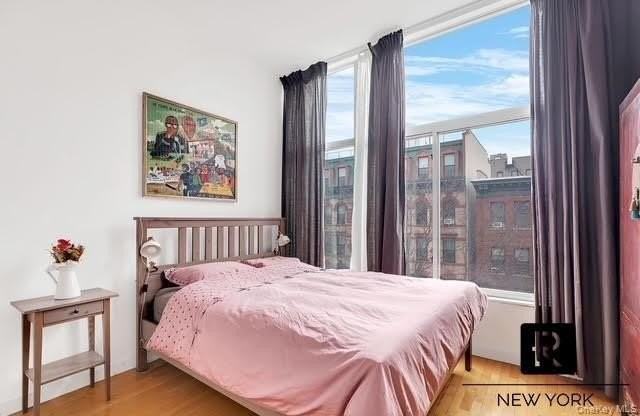 524 Saint Johns Pl Apt 4a #4A - Photo 4 of 5