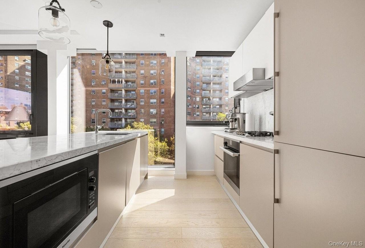 75 1st Ave Unit 6a #6A - Photo 7 of 21