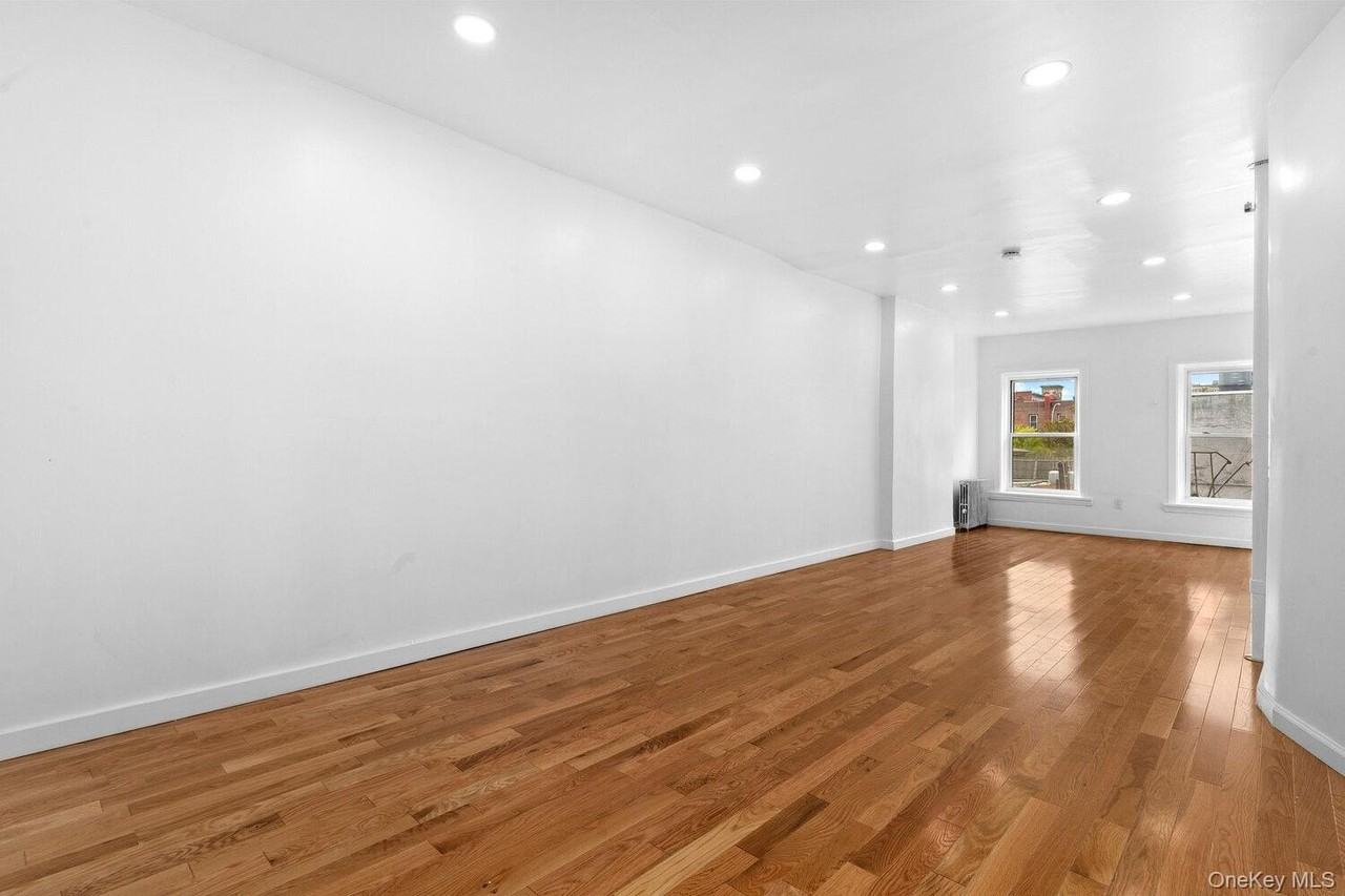 946 Pacific Street #3 - Photo 2 of 5