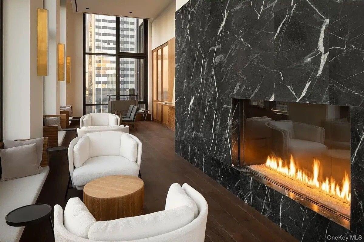 135 E 47th St Apt 9g #9G - Photo 7 of 14