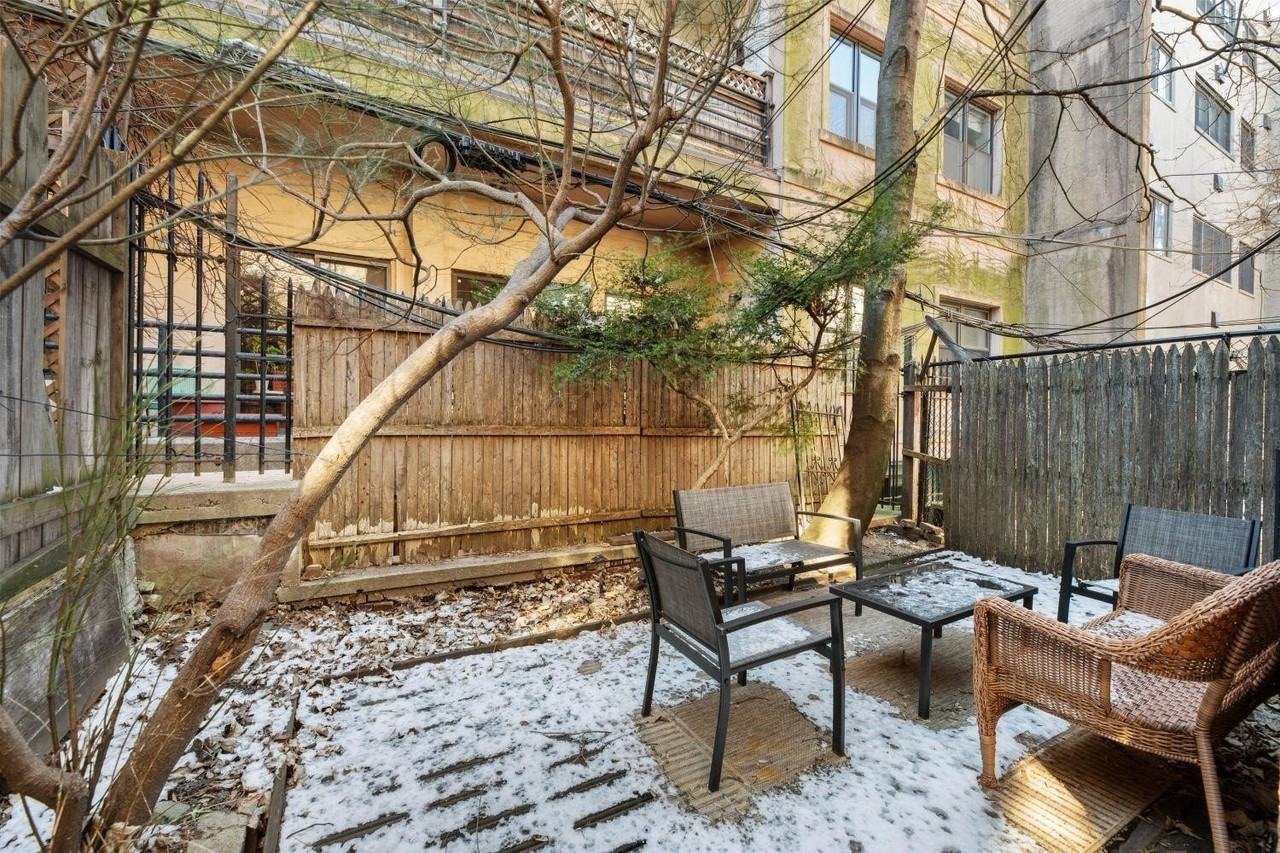 134 134 PARK Place unit: Garden - Photo 4 of 11