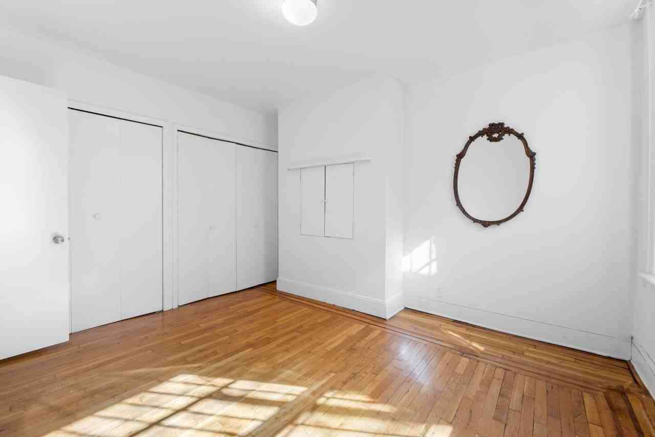 134 134 PARK Place unit: Garden - Photo 6 of 11