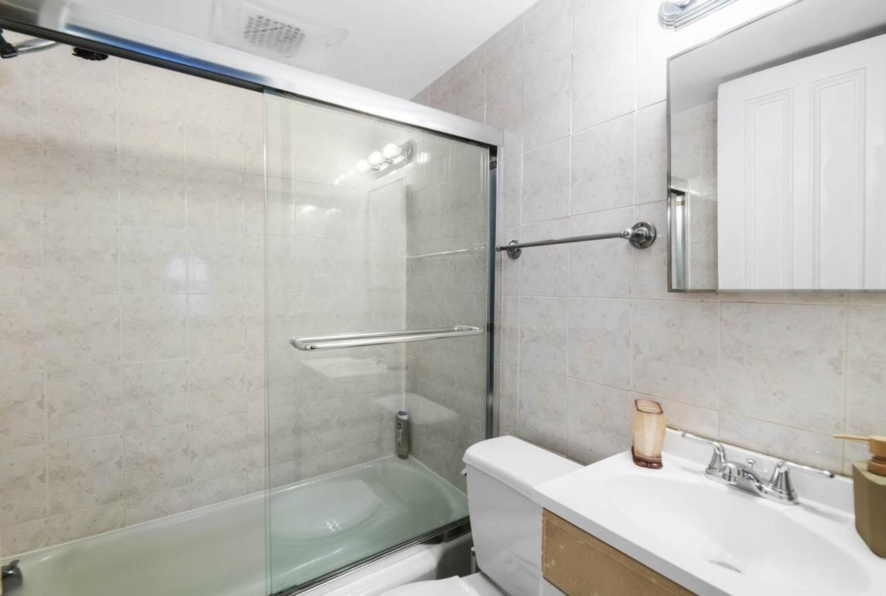 134 134 PARK Place unit: Garden - Photo 7 of 11