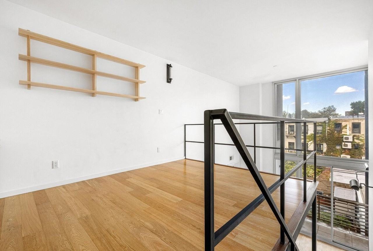 925 Pacific St Apt 204 #204 - Photo 3 of 14