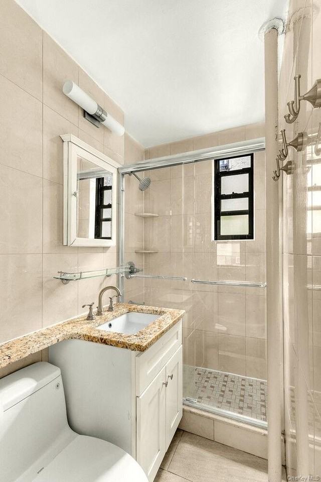 2116 35th St Apt 3g #3G - Photo 7 of 10