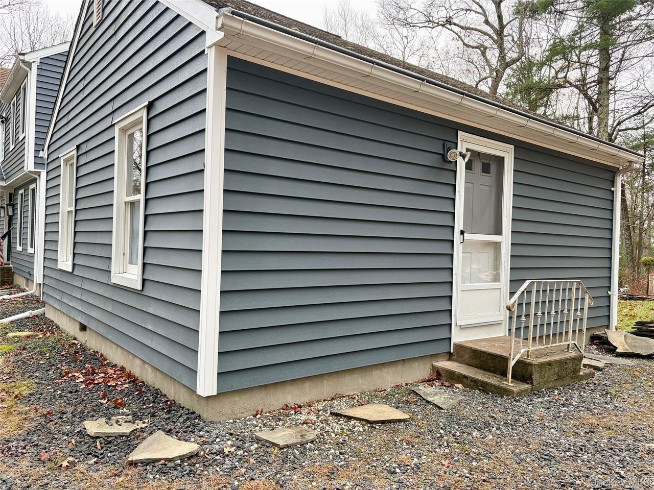 44 Gregory Rd - Photo 3 of 20