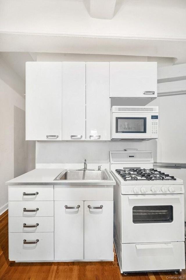 118 West 72nd Street #1202 - Photo 4 of 5