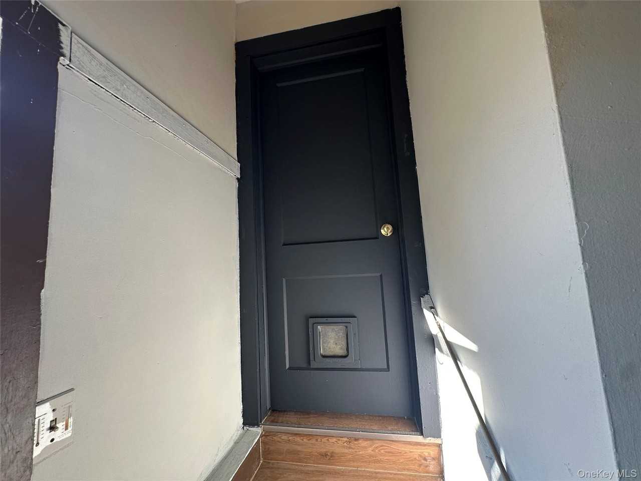 496 Bloomingburg Rd - Photo 5 of 47