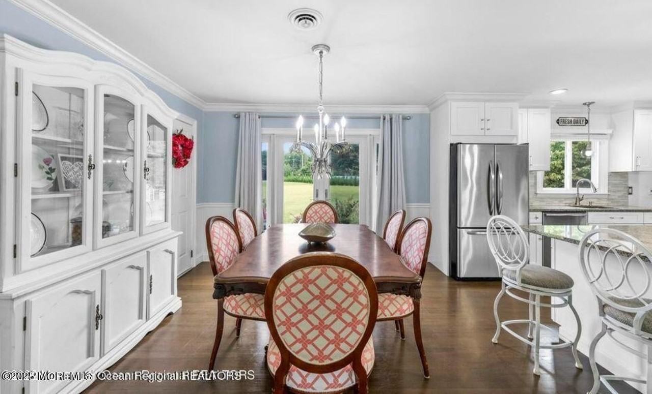 545 Cassville Rd - Photo 4 of 22