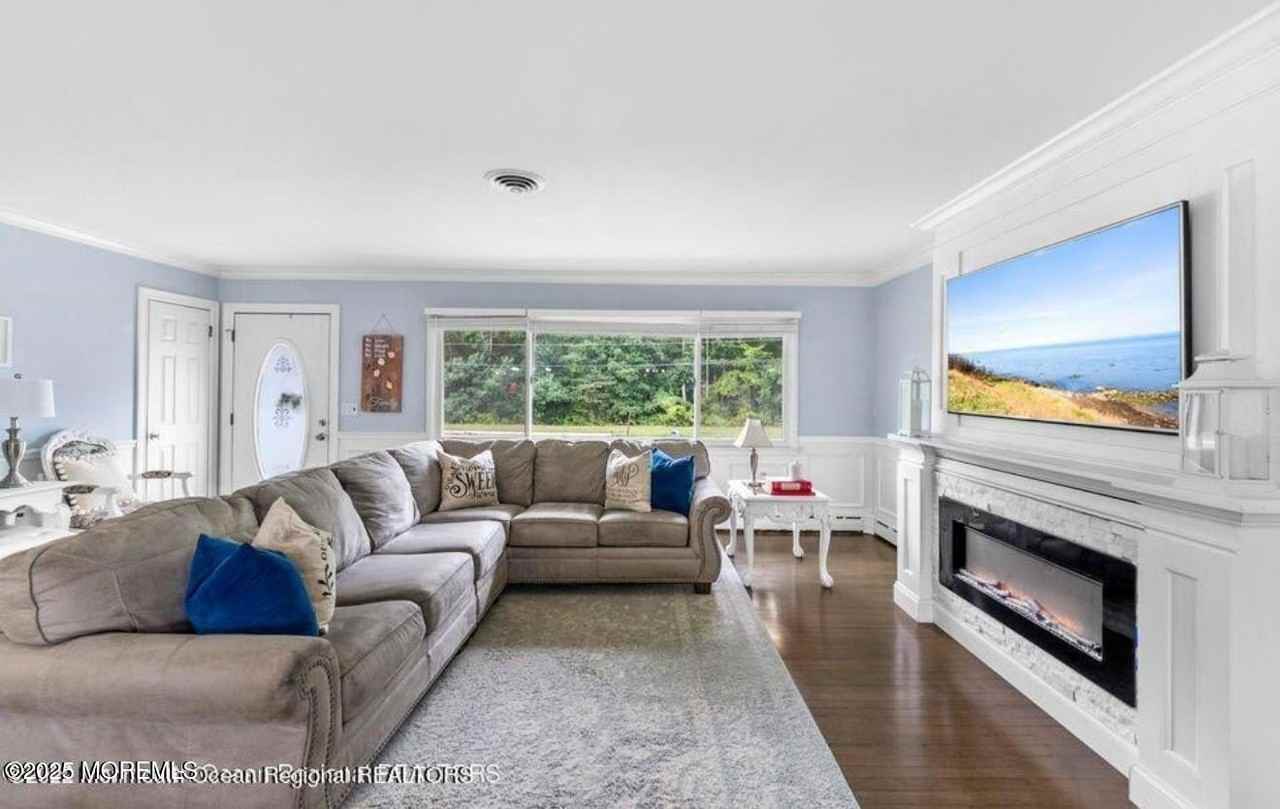 545 Cassville Rd - Photo 5 of 22