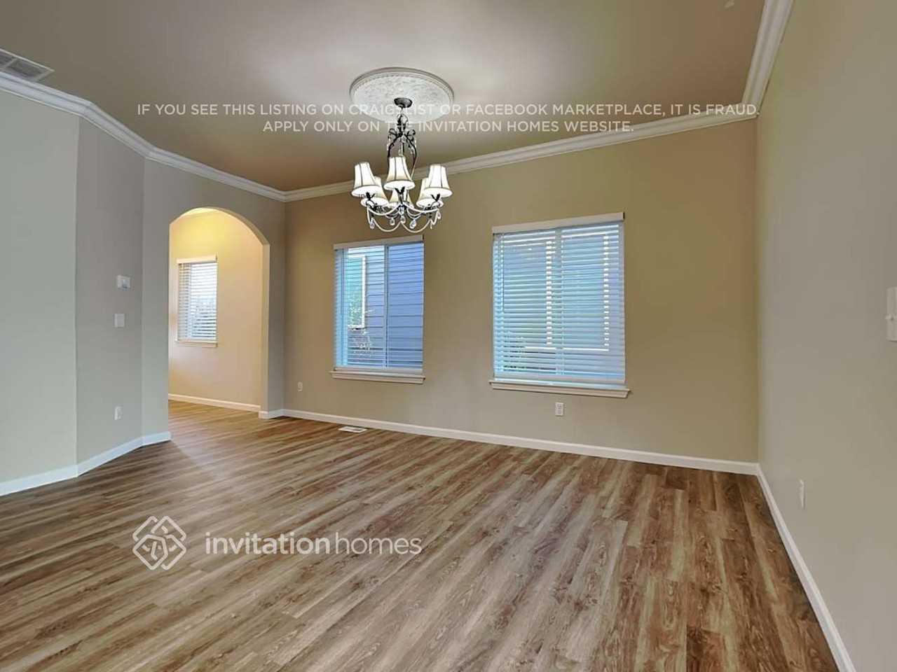 11209 182nd Street East - Photo 7 of 24