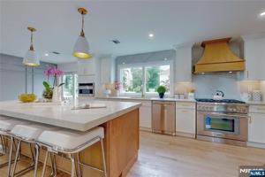 featured image of 415 Bailey Road