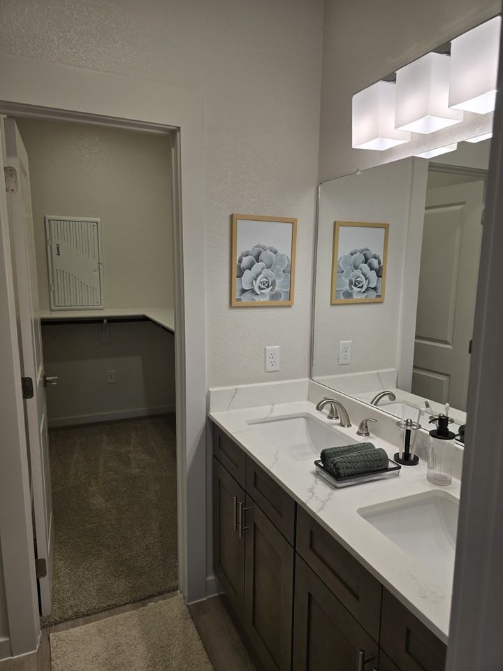 Oak Wind & Oak Sprawl #4-2 - Photo 7 of 23