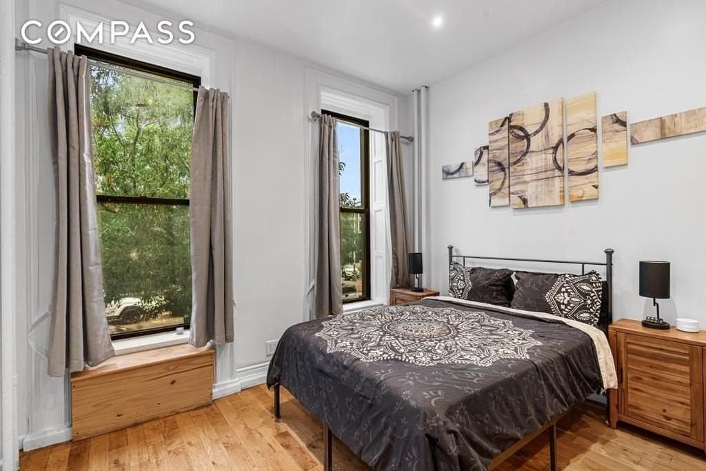 595 Greene Ave #2F - Photo 6 of 9